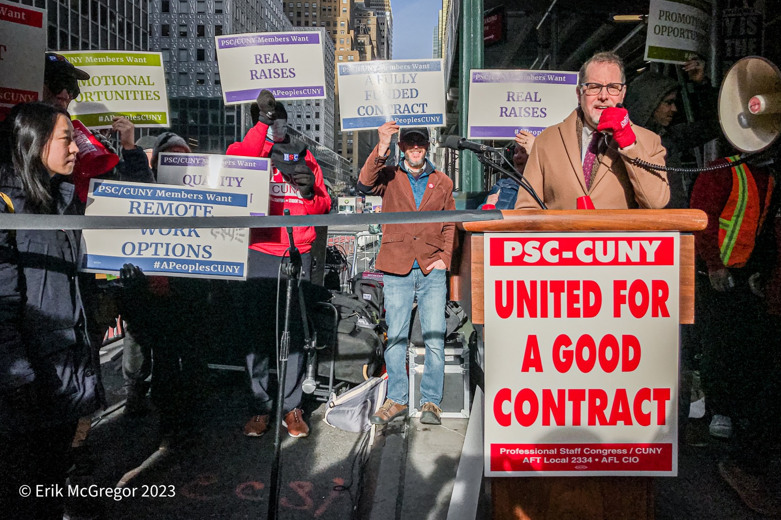Hundreds of CUNY Faculty and Staff Rally to Demand New Contract, Real Raises Image